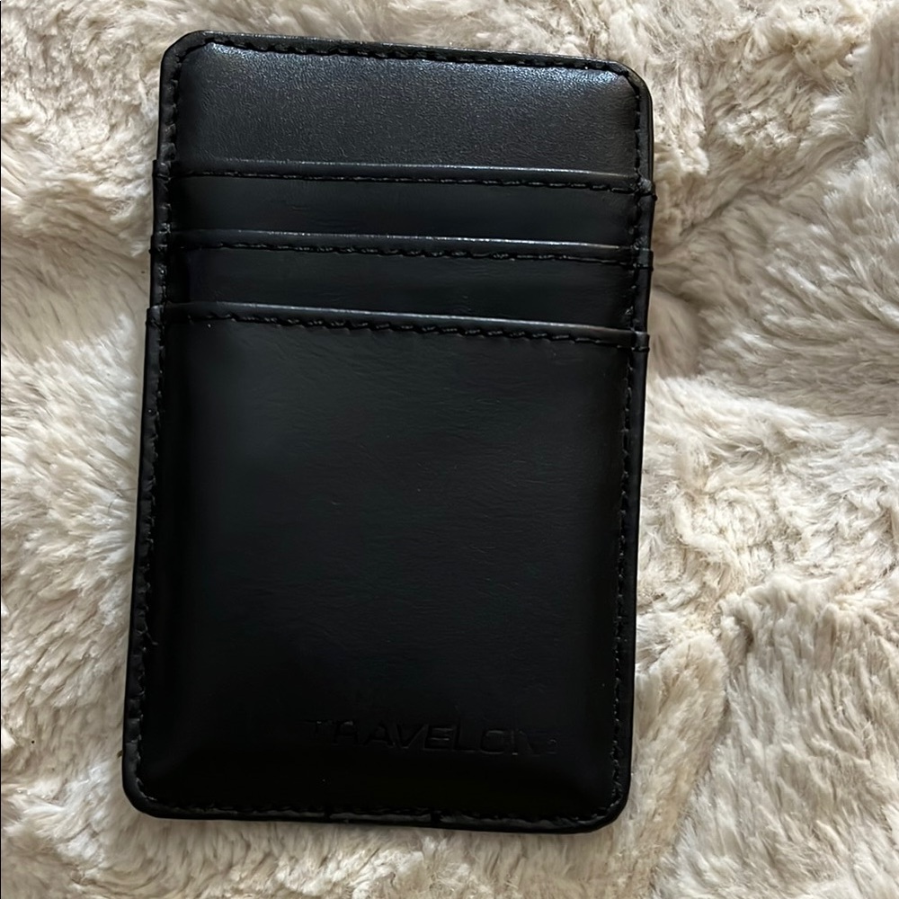 Travelon Black Key Card Holder Sleek Design